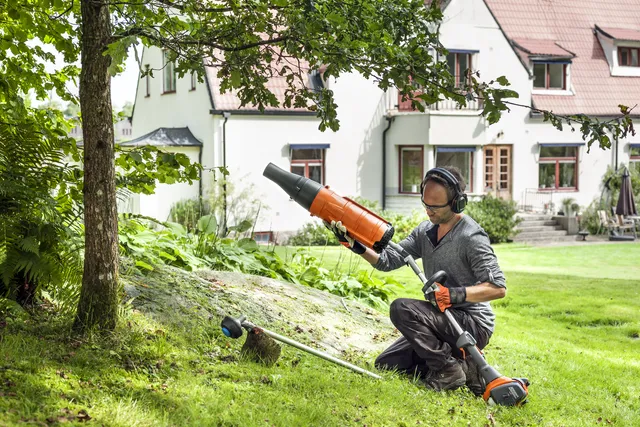 Husqvarna 325iLK Jednostka napędowa, łatwe do wymiany nasadki